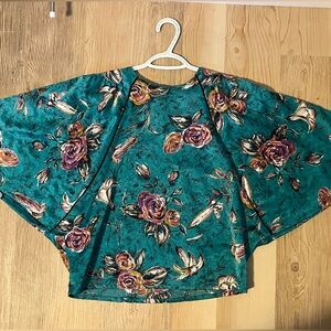 Vintage Floral Winged Top